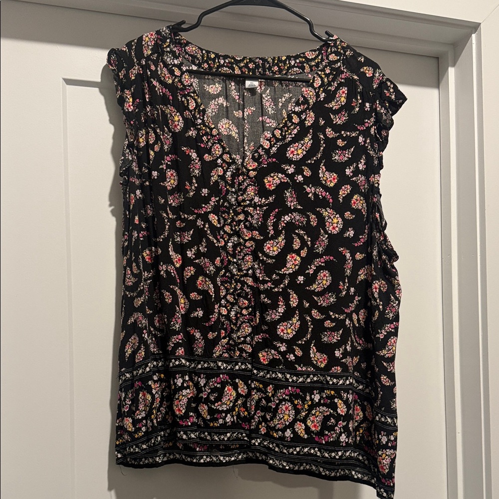 Old Navy Black Paisley Blouse